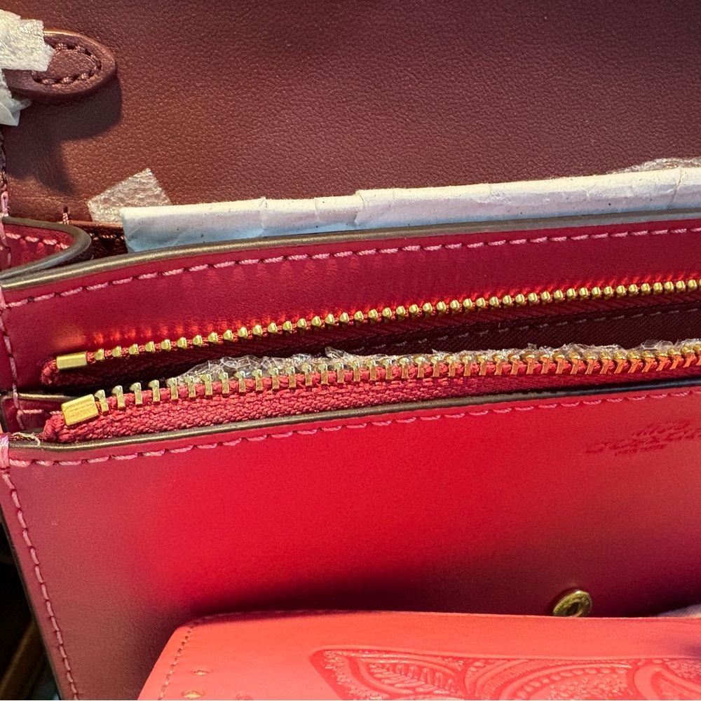 Coach Fuchsia Embossed Wallet w/ Cross body Strap and Cardholder Set COA - Picture 13 of 16